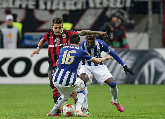 波尔图主场击败诺曼底，稳坐联赛榜首