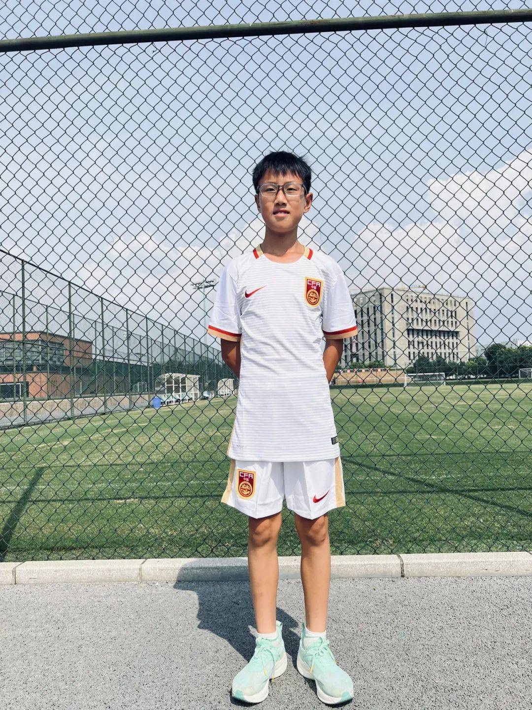 激动人心：一支队伍凭实力拙劣，足球比赛惊现新领袖