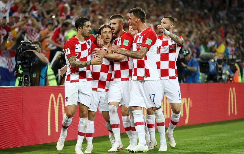 克罗地亚主场大胜俄罗斯,锁定16强资格 克罗地亚主场大胜俄罗斯,锁定16强资格
