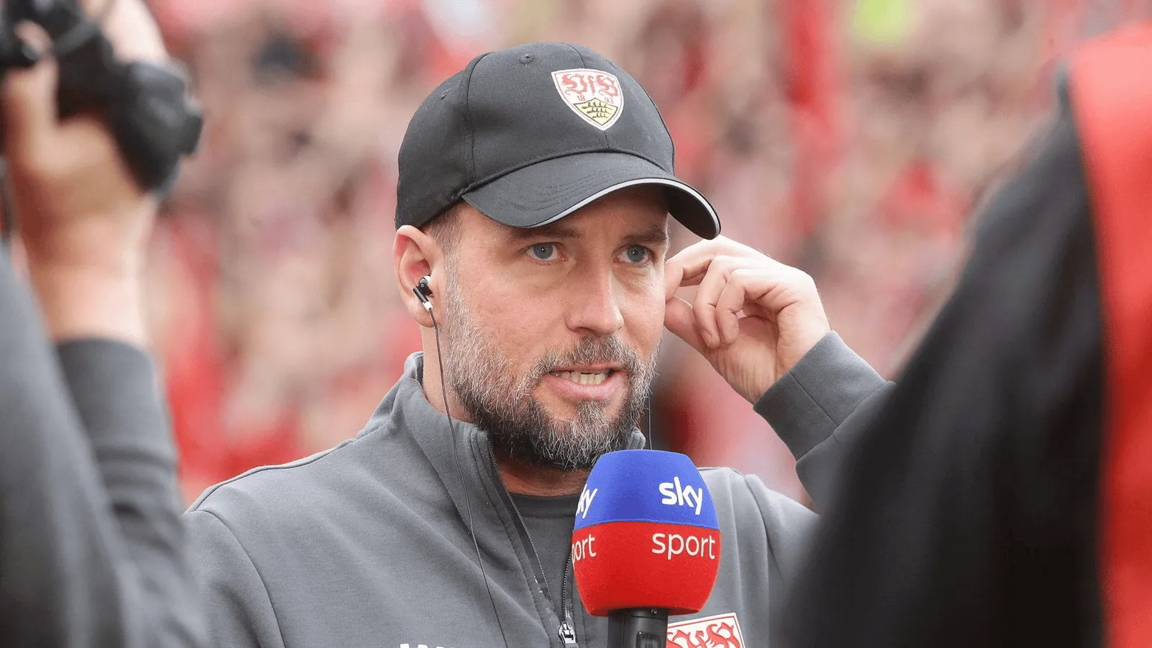 斯图加特主场失利，紧迫排名欲逃走