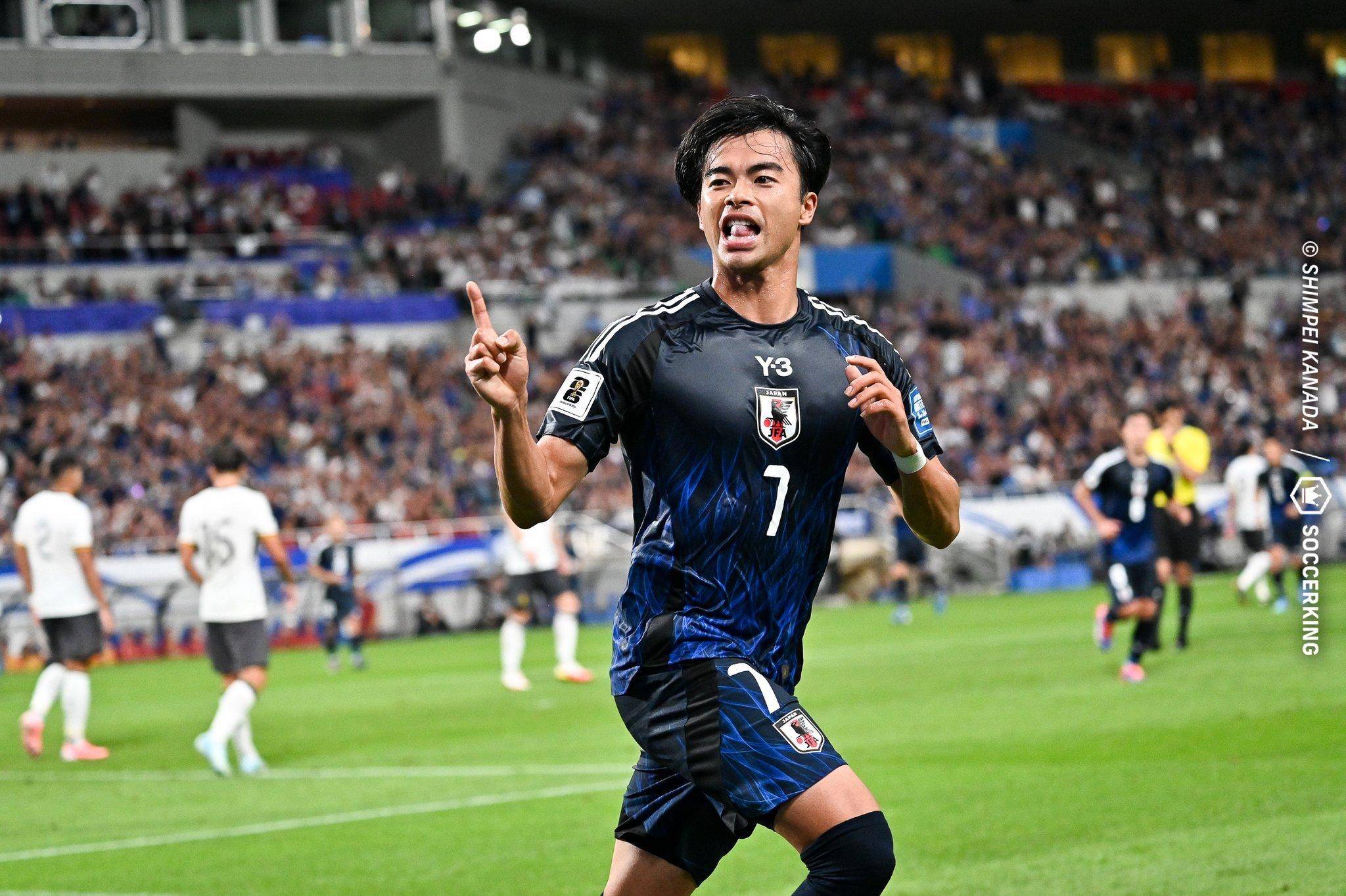 日本足球俱乐部在国际赛事取得胜利