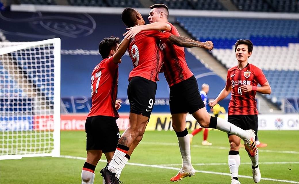 魏格尔关键抢断送助攻，国家队战胜强敌晋级