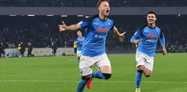 意甲比赛再掀波澜！冠军之争激烈