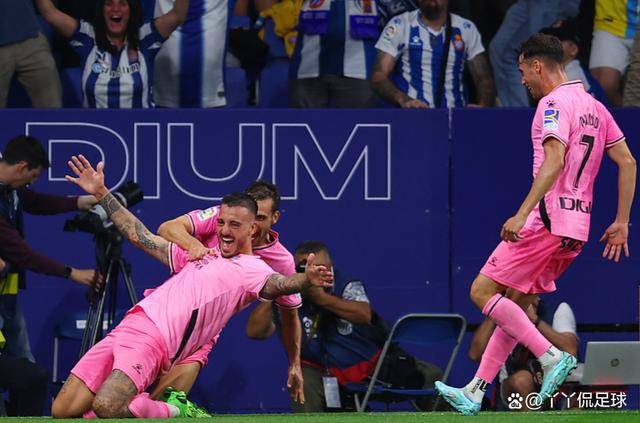 欧洲国家联赛季后赛决定胜者，足球风云再起