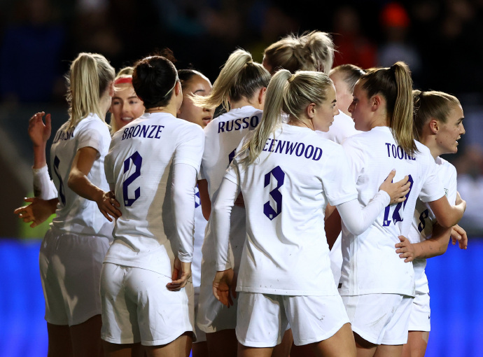 比利时女足奋起直追，成功打入女足世界杯四强