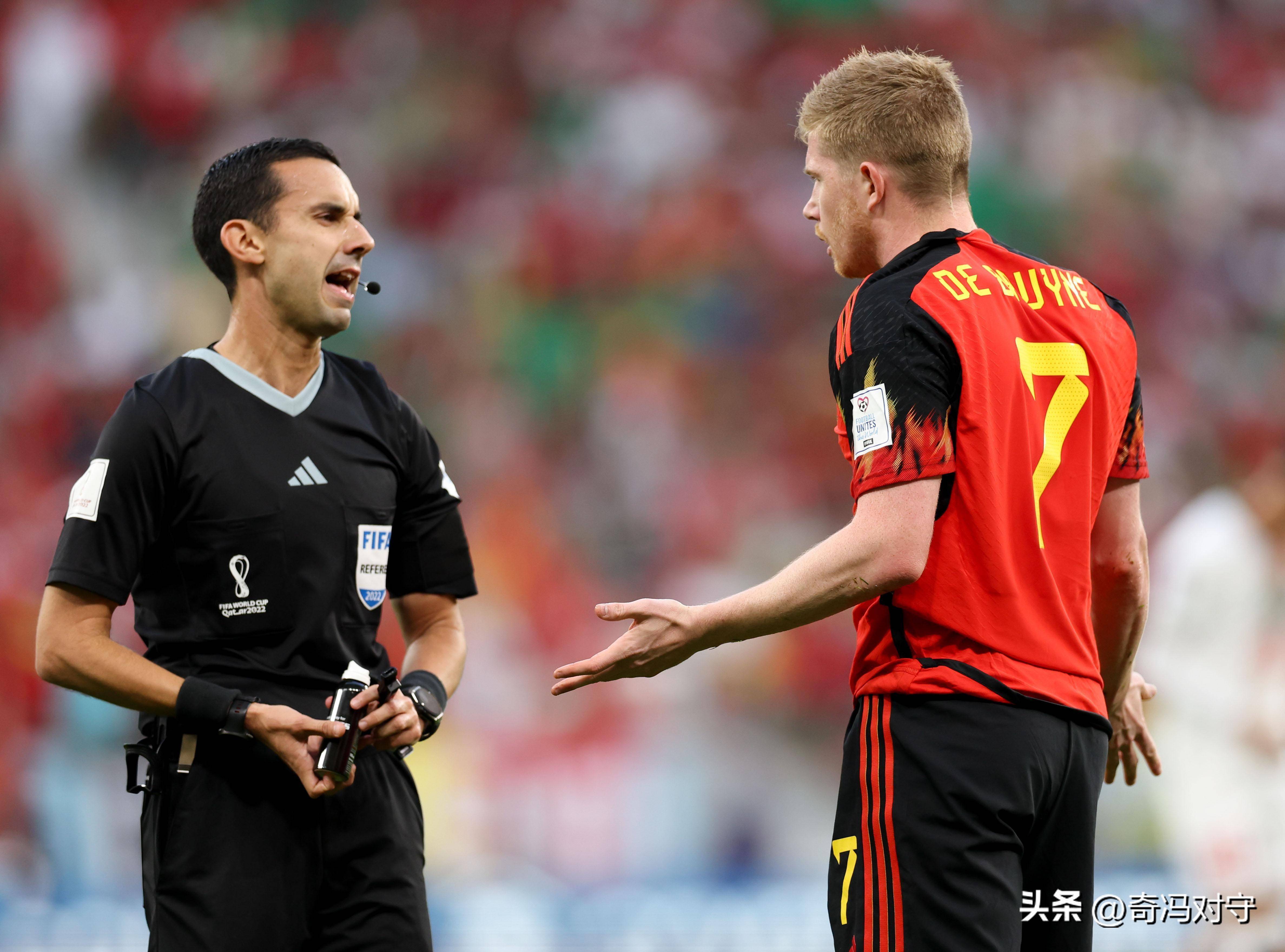 摩洛哥队突破重围，意外取得胜利