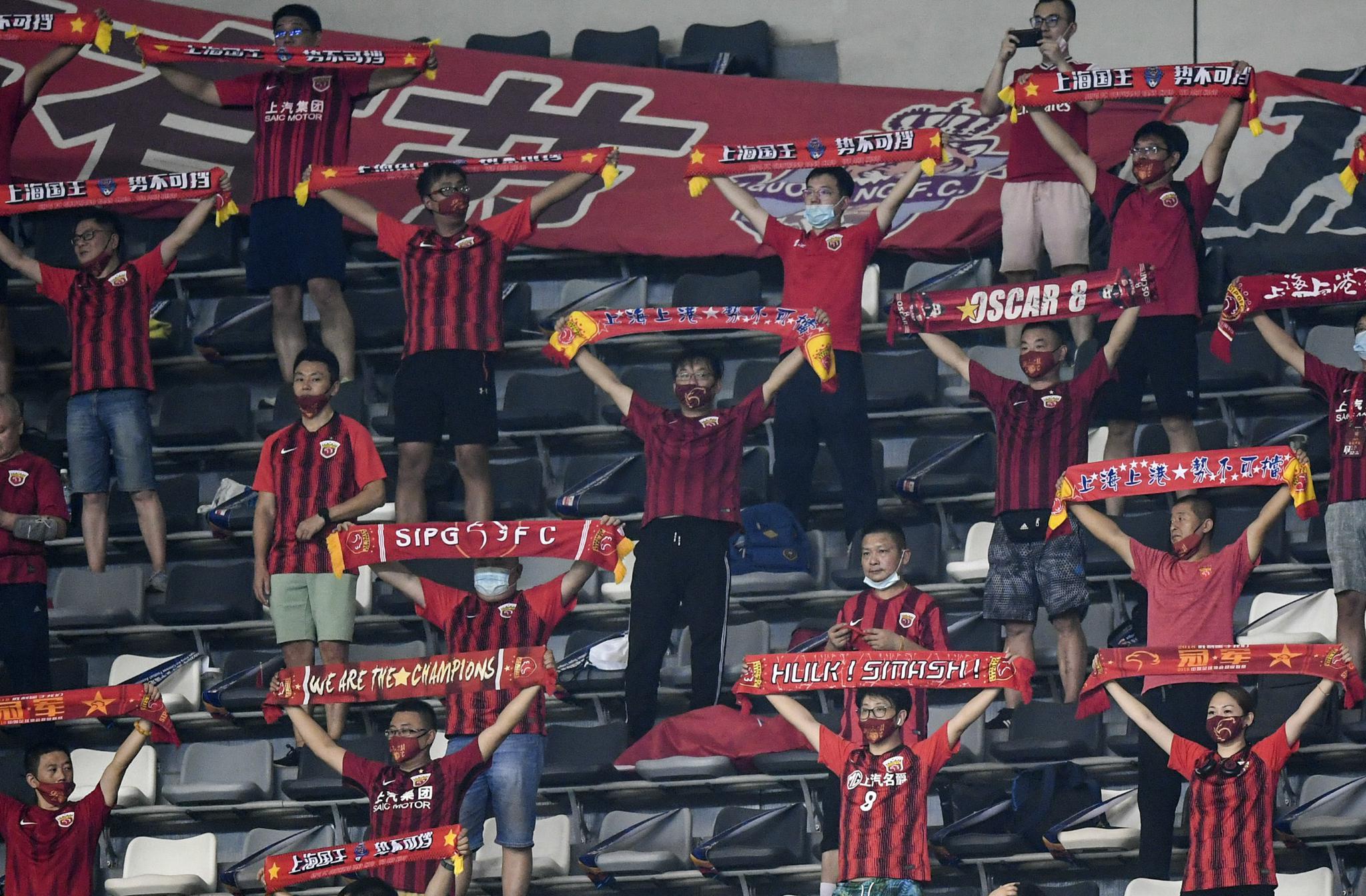 热血澎湃！欧预赛擂台赛势不可挡