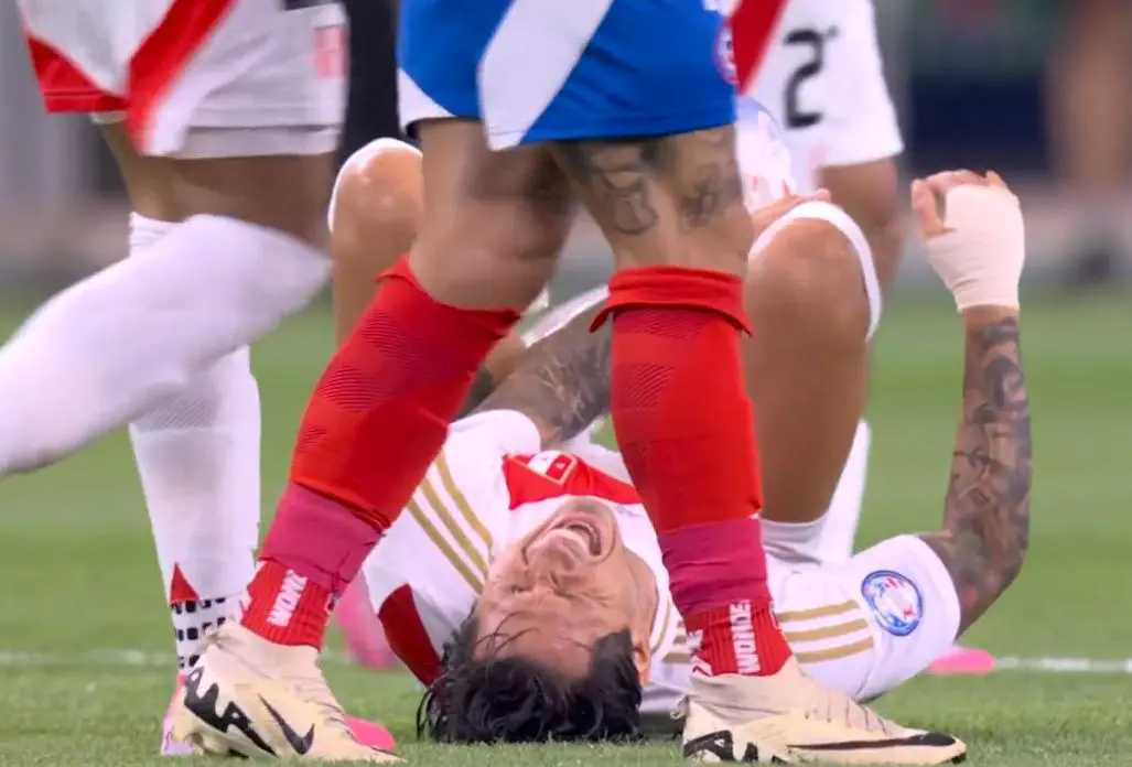 激烈对抗：欧锦赛场上的激烈较量