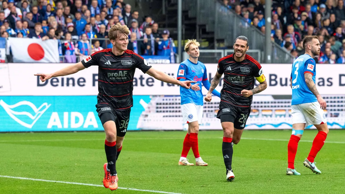 柏林联合队在客场迎来了胜利