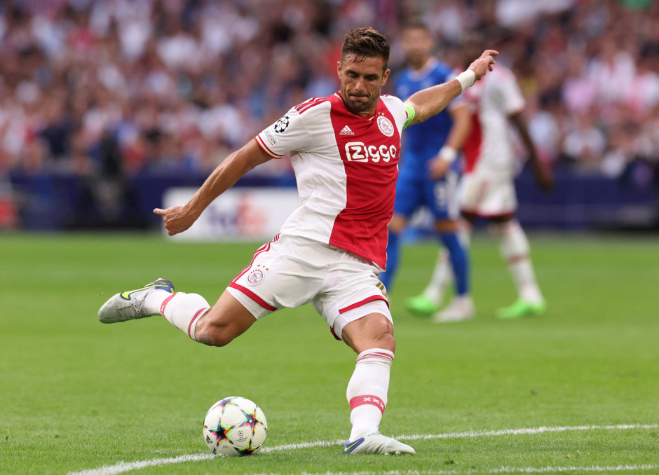 阿贾克斯值得期待，头号射手助球队获胜