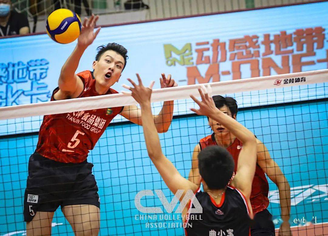 天津队迎战冲劲对手，取得一场惊险胜利