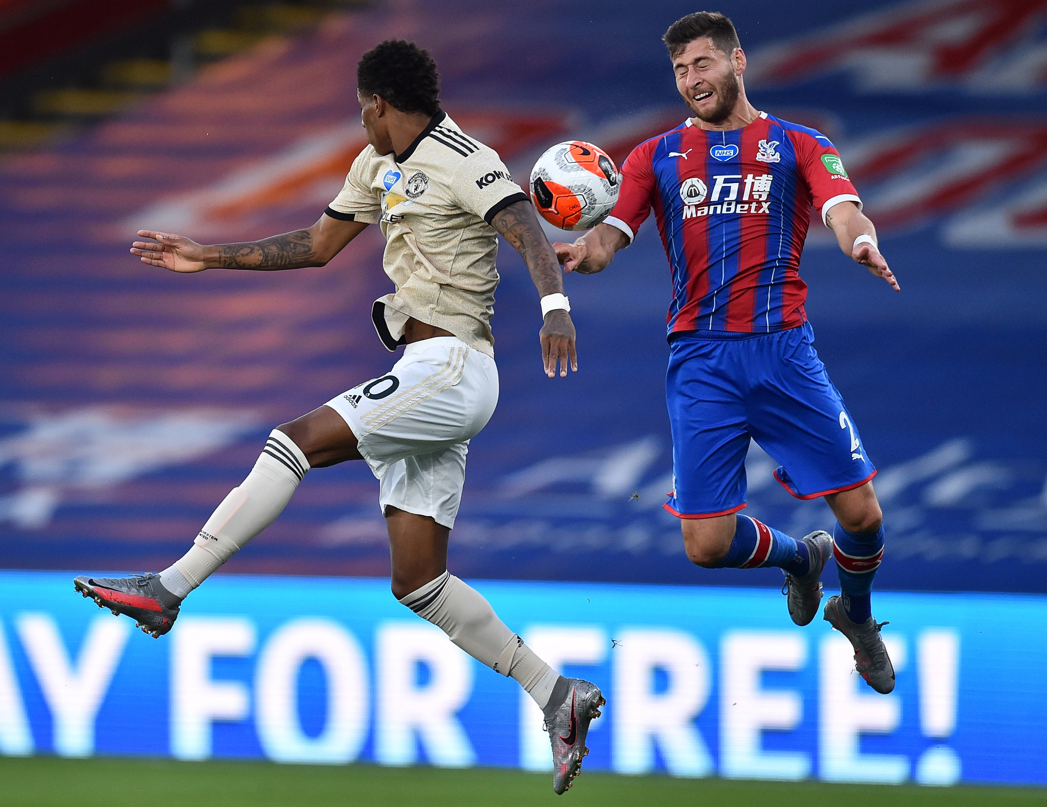 切尔西客场大胜莱斯特城,表现抢眼 切尔西客场大胜莱斯特城,表现抢眼