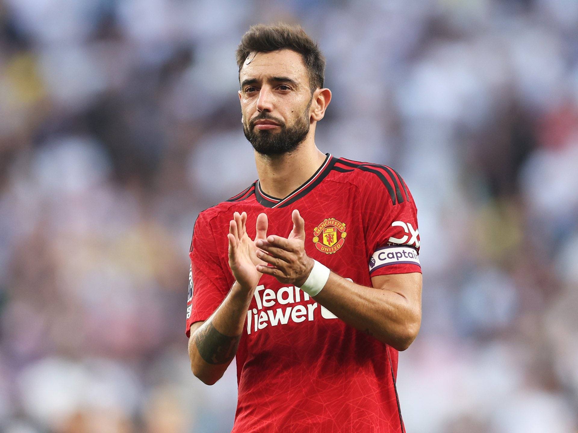 曼联中场集体发挥佳，主帅赞叹