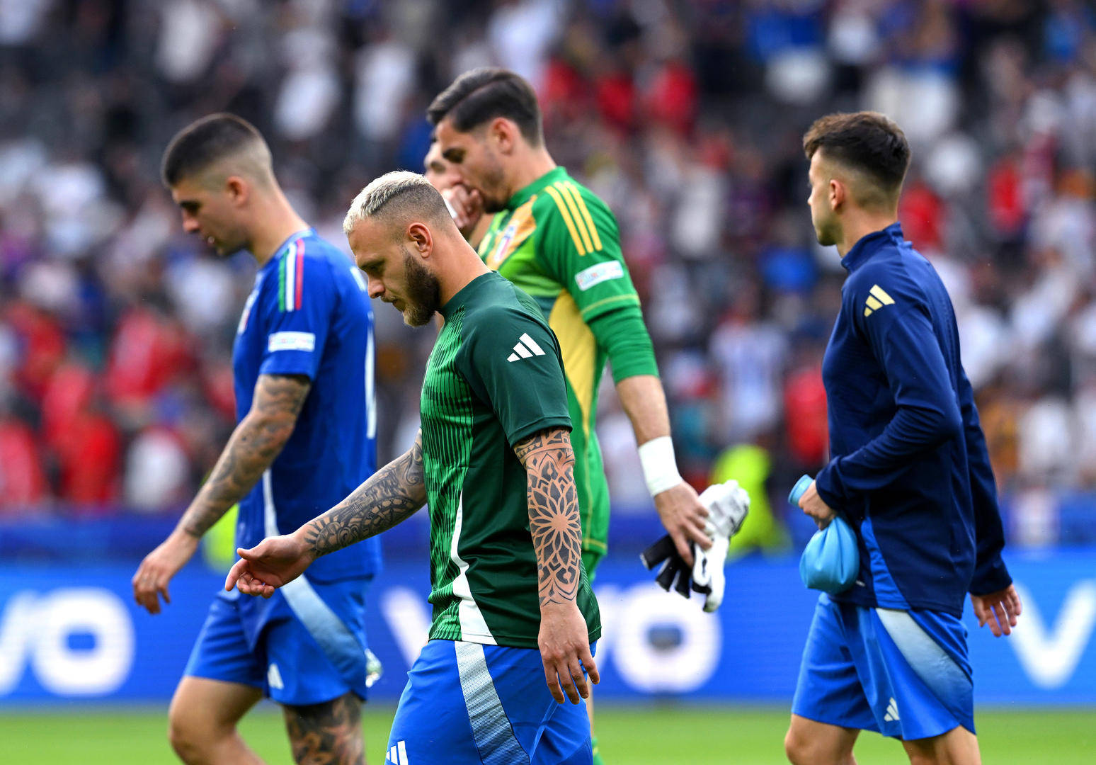 意大利国内足球比赛激烈角逐