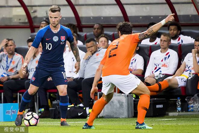比中场火拼！斯洛文尼亚对立克罗地亚