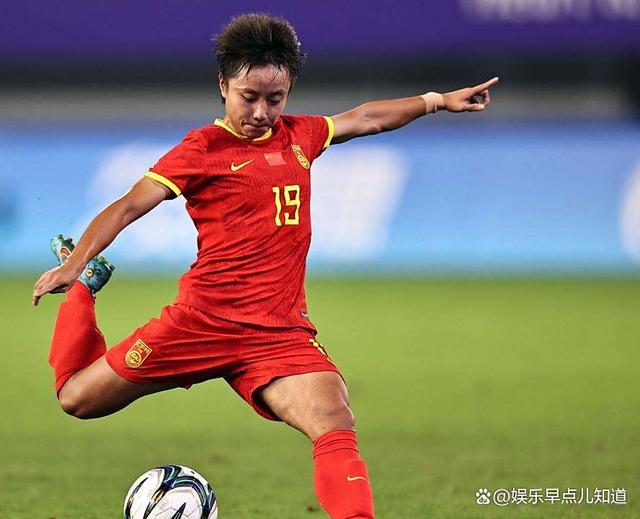 亚洲女足比赛中,中国选手表现出色 亚洲女足比赛中,中国选手表现出色