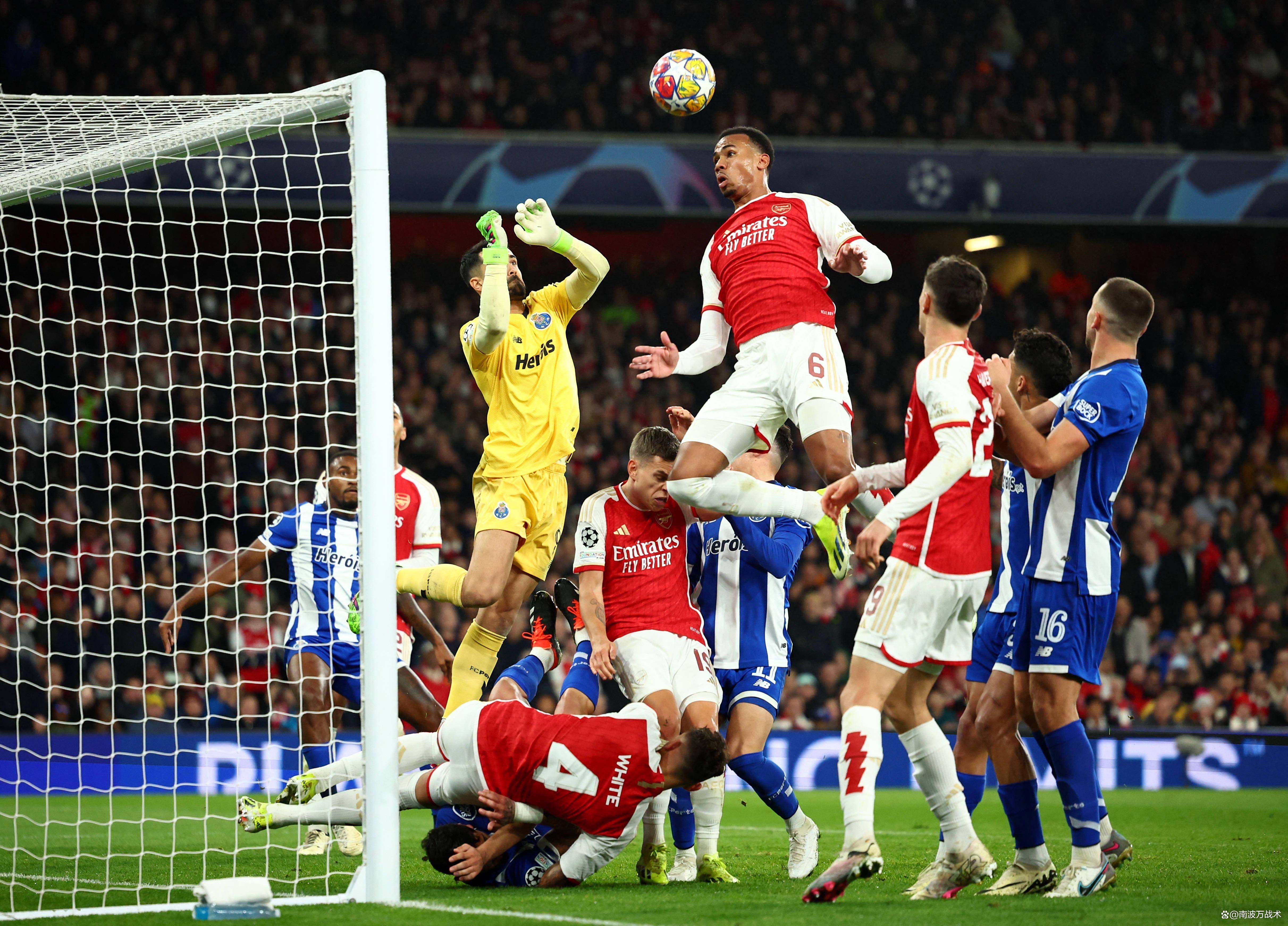 欧冠对决：豪强相争，场上场下鏖战连连