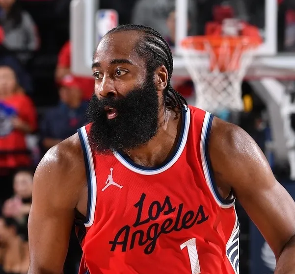 爱体育官方网站-运气不佳败北收场，球队需调整状态