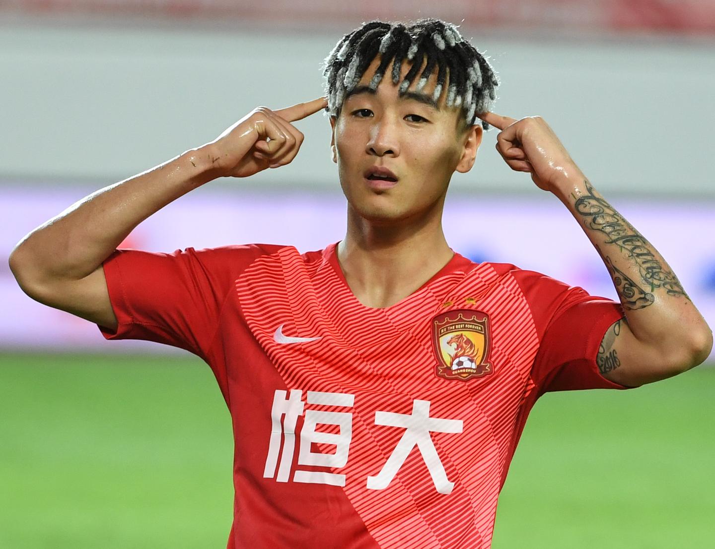 广州恒大实力出众，稳步进军联赛前列