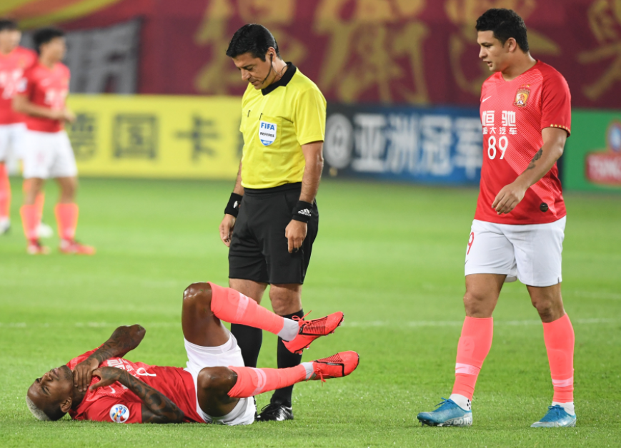爱体育官方网站-恒大中超首败：客负申花，塔利斯卡点球失误