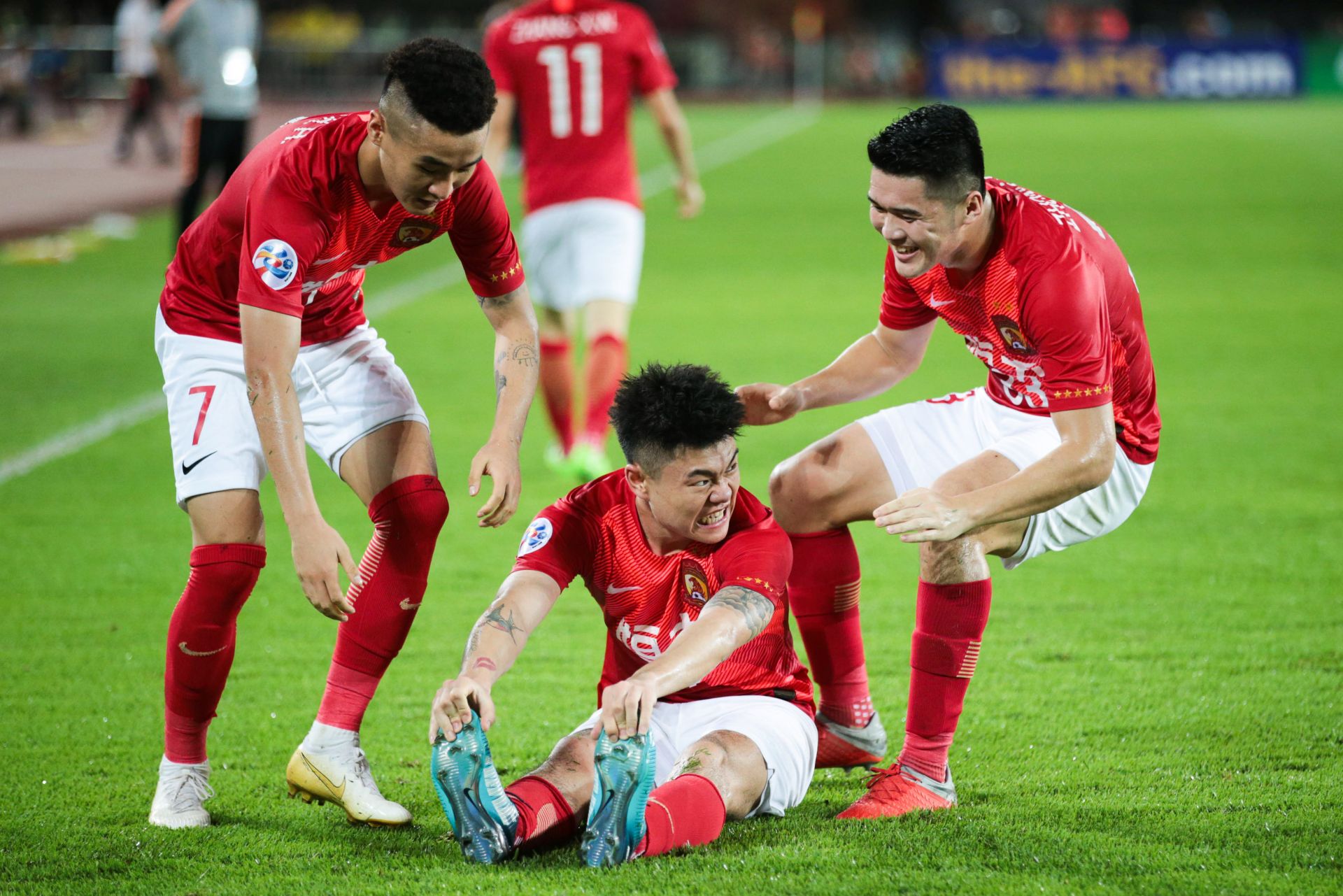 恒大中超首败:客负申花,塔利斯卡点球失误 恒大中超首败:客负申花,塔利斯卡点球失误